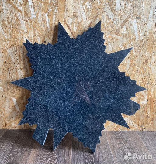 Орден Отечественной войны из гранита