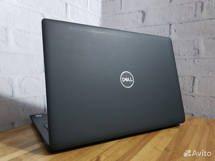 Шустрый ноутбук 15.6