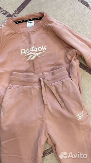 Костюм Reebok