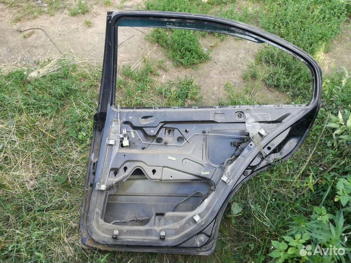 Дверь шкода октавия