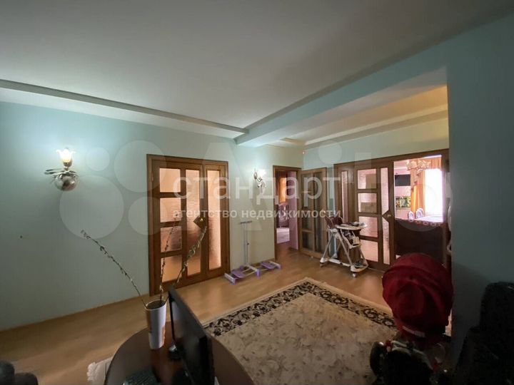 3-к. квартира, 127 м², 6/6 эт.