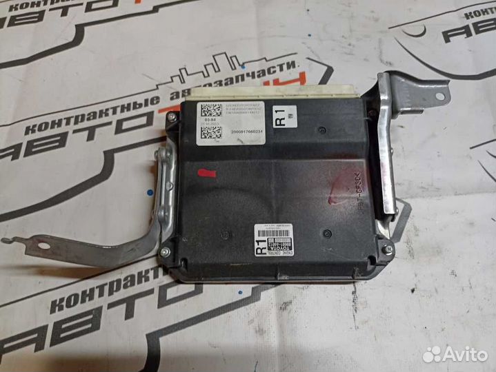Блок EFI toyota 2ZR-FAE isis ZGM10G ZGM10W 8966144