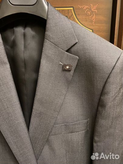 Фрачник значок