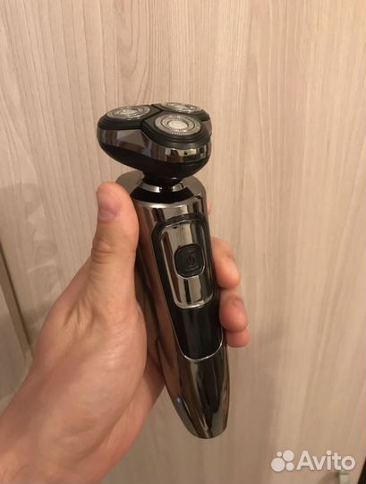 Электрическая бритва 3 в 1