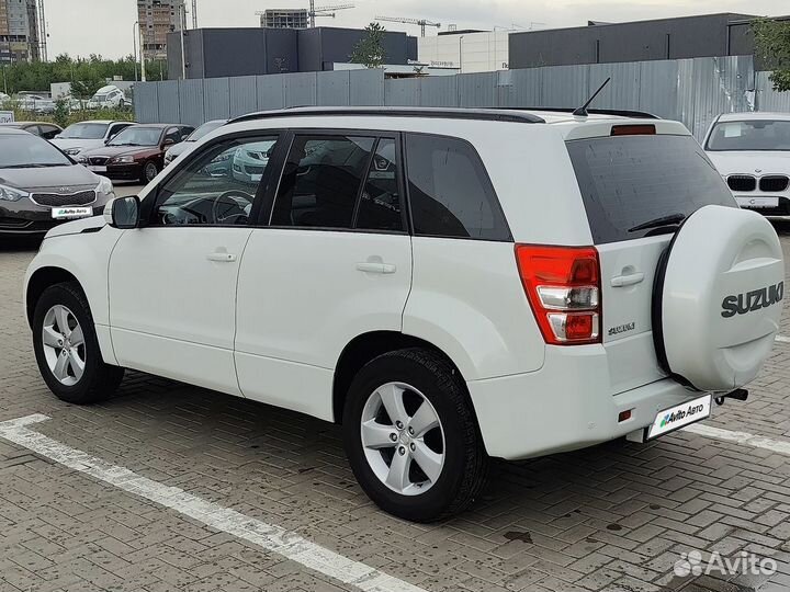 Suzuki Grand Vitara 2.4 AT, 2011, 380 000 км