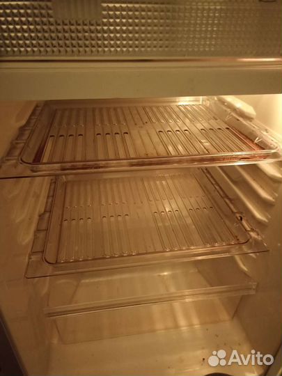 Холодильник б/у саратов-452 кш-120