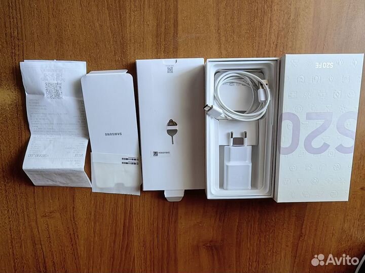 Samsung Galaxy S20FE (Fan Edition), 6/128 ГБ