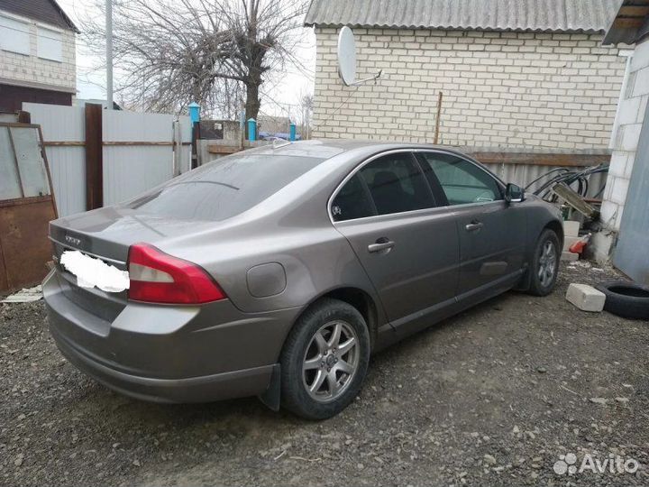 Обшивка стойки задняя правая Volvo S80 D5244T5