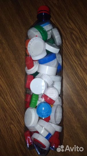 Крышки пластиковые от бутылок