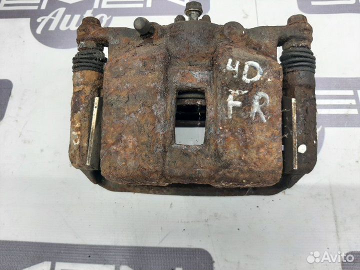 Суппорт передний правый Honda Civic 8 Viii 4D FD1