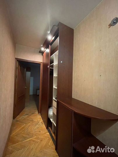 Встраиваемый шкаф