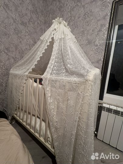 Кровать с балдахином