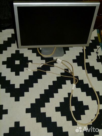 Монитор apple cinema a1081