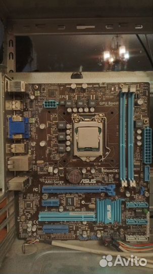 Материнская плата с процессором