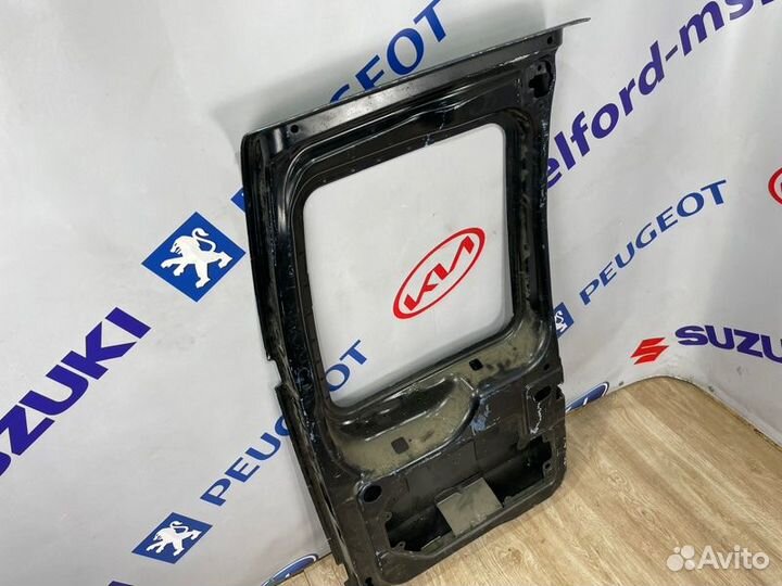 Дверь задняя правая Ford Tourneo Connect фургон