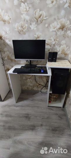 Компьютерный стол бу