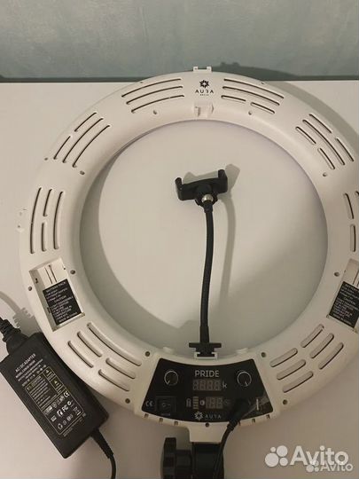 Кольцевая лампа Aura 45 см со штативом