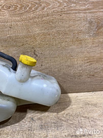 Бачок расширительный Mazda 6 GG B41