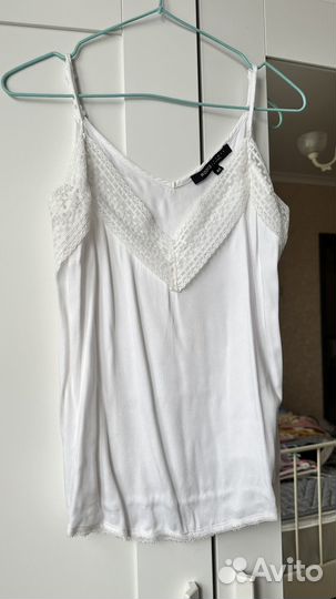 Два топа modis 42