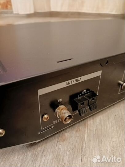 Sony FM stereo/FM-AM tuner ST-SE500