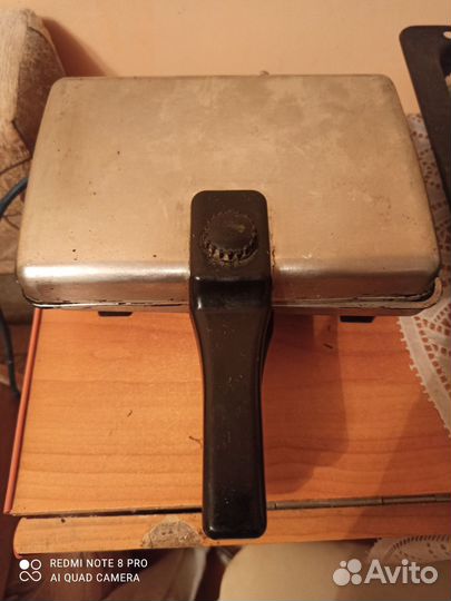 Элетровафельница