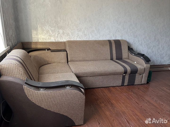 Диван угловой бу