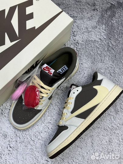 Кроссовки Nike Air Jordan 1 Low Travis Scott Mocha