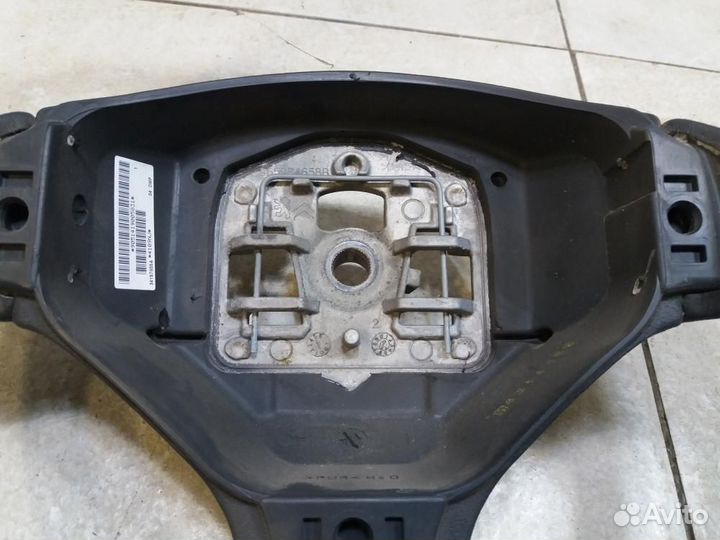 Рулевое колесо Peugeot 3008 2010-2017 C1A