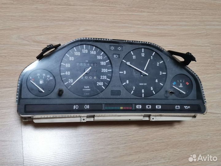 Приборная панель BMW 318
