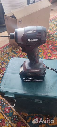 Шуруповерт makita 18v бесщеточный