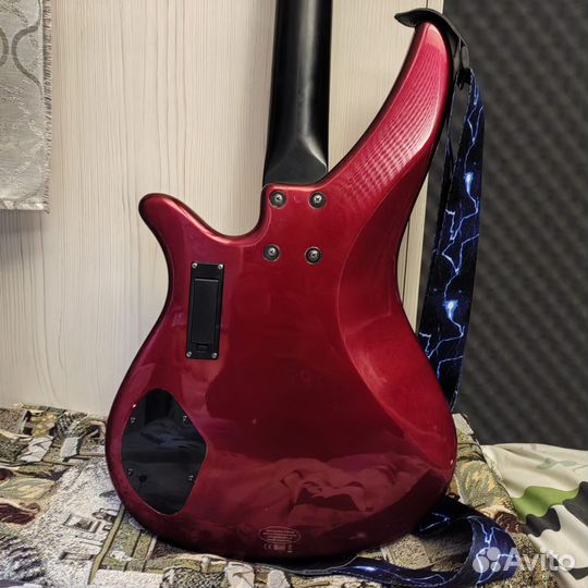 Бас гитара Yamaha RBX-374 4 струны активная
