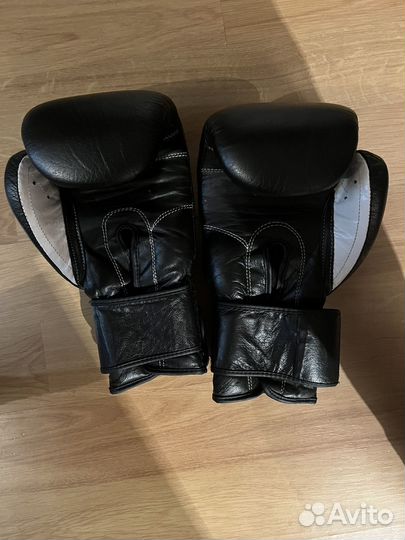 Боксерские перчатки cleto Reyes