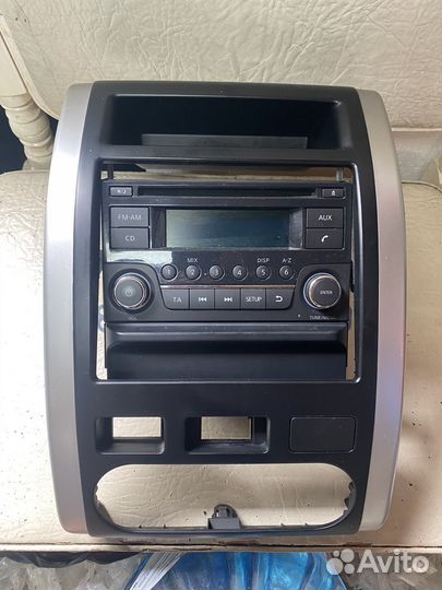 Магнитола родная от Nissan X-Trail t31