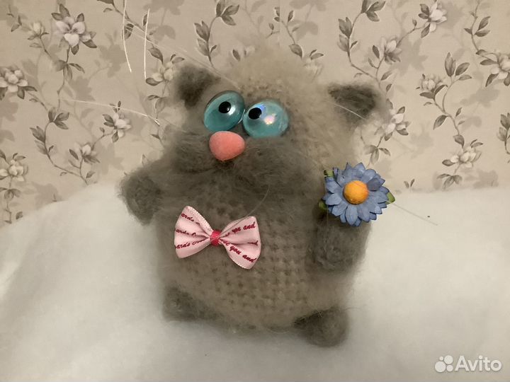 Игрушки ручной работы. Кошки