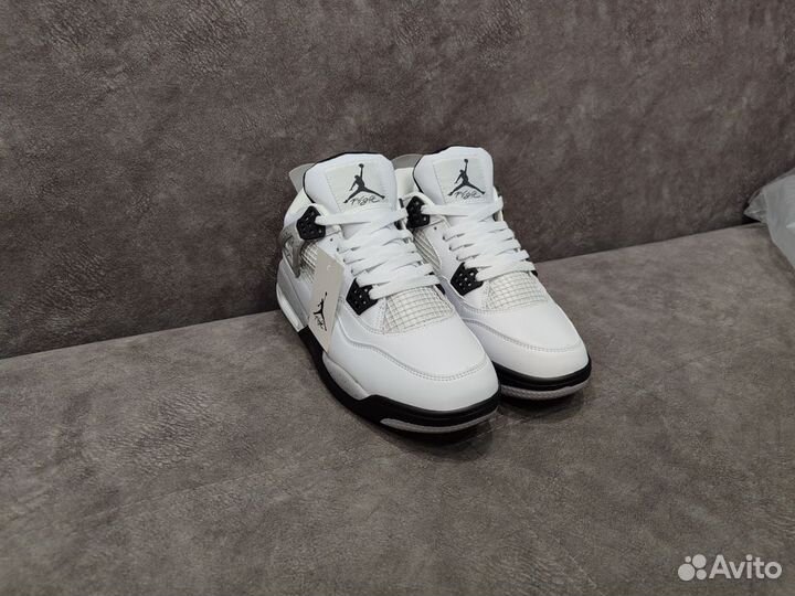 Кроссовки мужские Nike Air Jordan 4 Retro