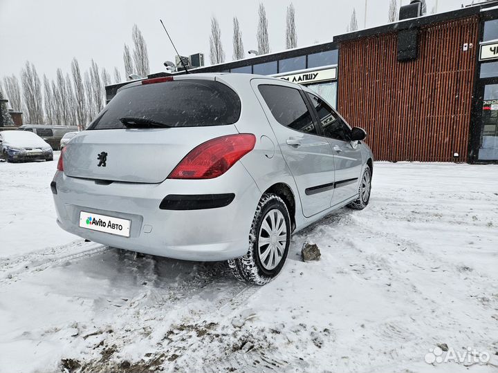 Peugeot 308 1.6 МТ, 2011, 9 000 км