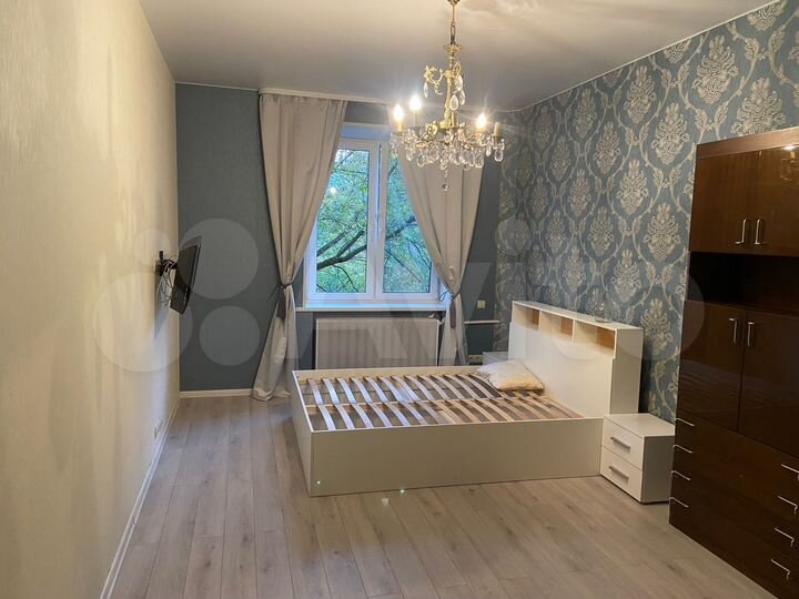 2-к. квартира, 60 м², 4/4 эт.