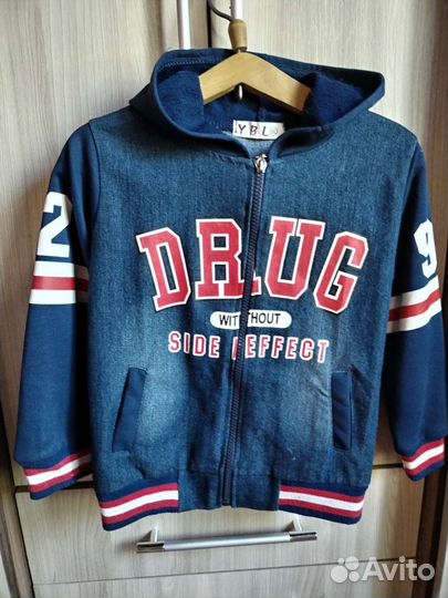 Бомпер, ветровка с капюшоном