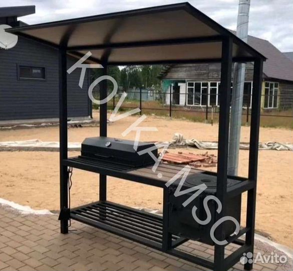 Мангал с крышей лофт