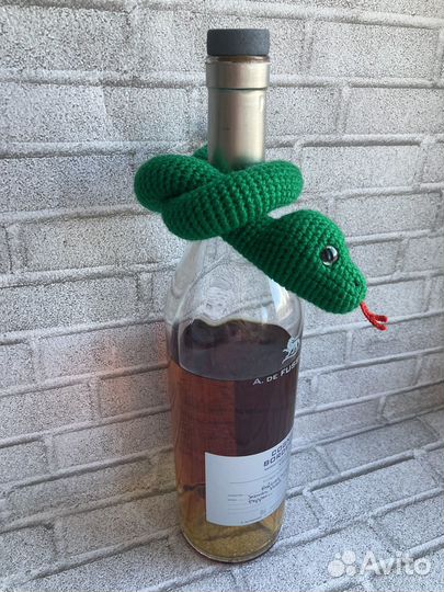 Змея символ 2025 года