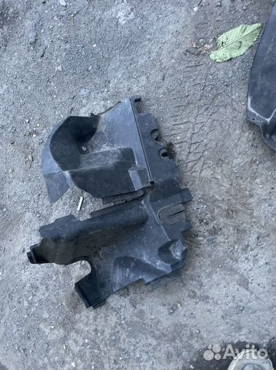 Кожух радиатора toyota