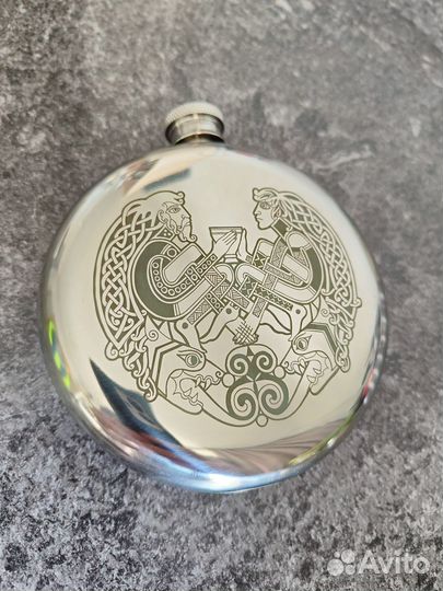 Фляжка кругла чистая новая