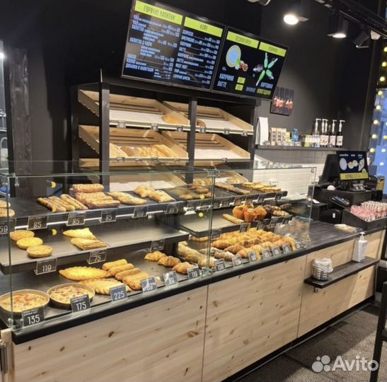 Продавец в пекарню