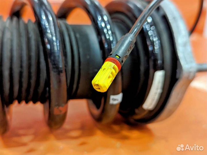 Амортизатор задний Vantage