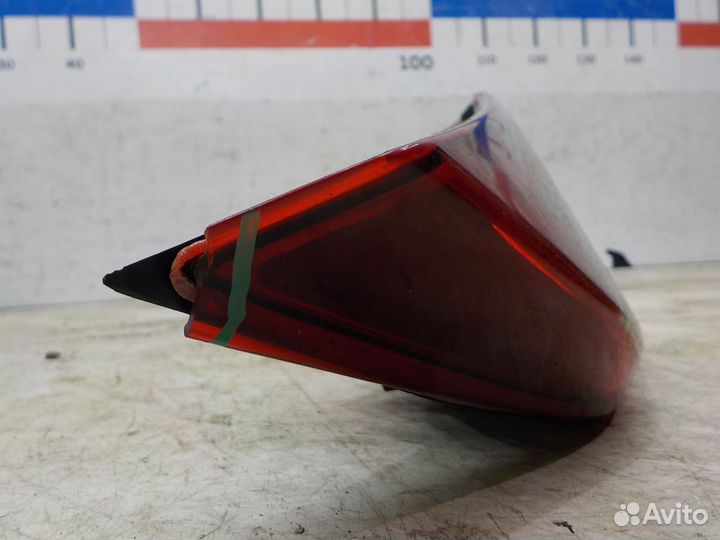 Фонарь задний правый внутренний Hyundai Elantra 20