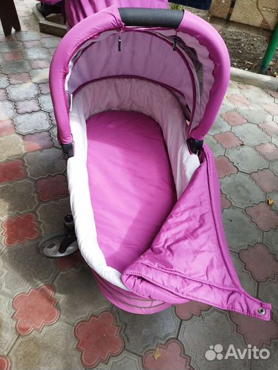 Коляска для двойни