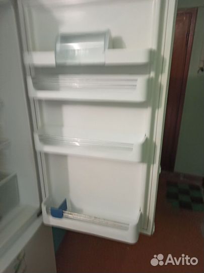 Холодильник бу Bosh no frost