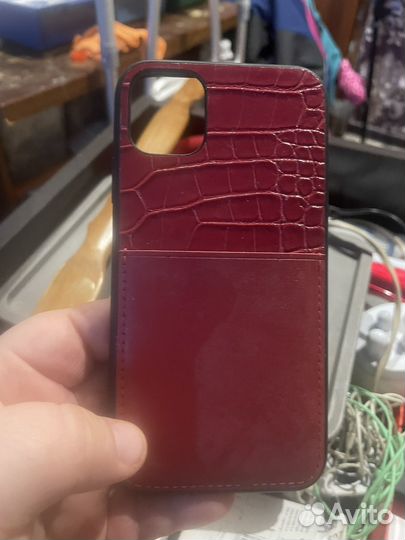 Чехол на iPhone 11