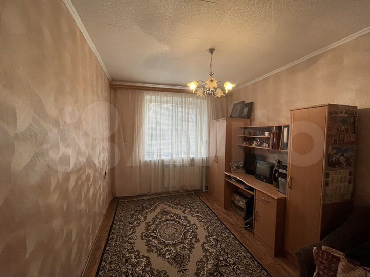 3-к. квартира, 66 м², 1/3 эт.