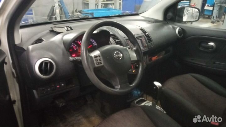 Nissan Note 1.6 AT, 2011, 160 000 км